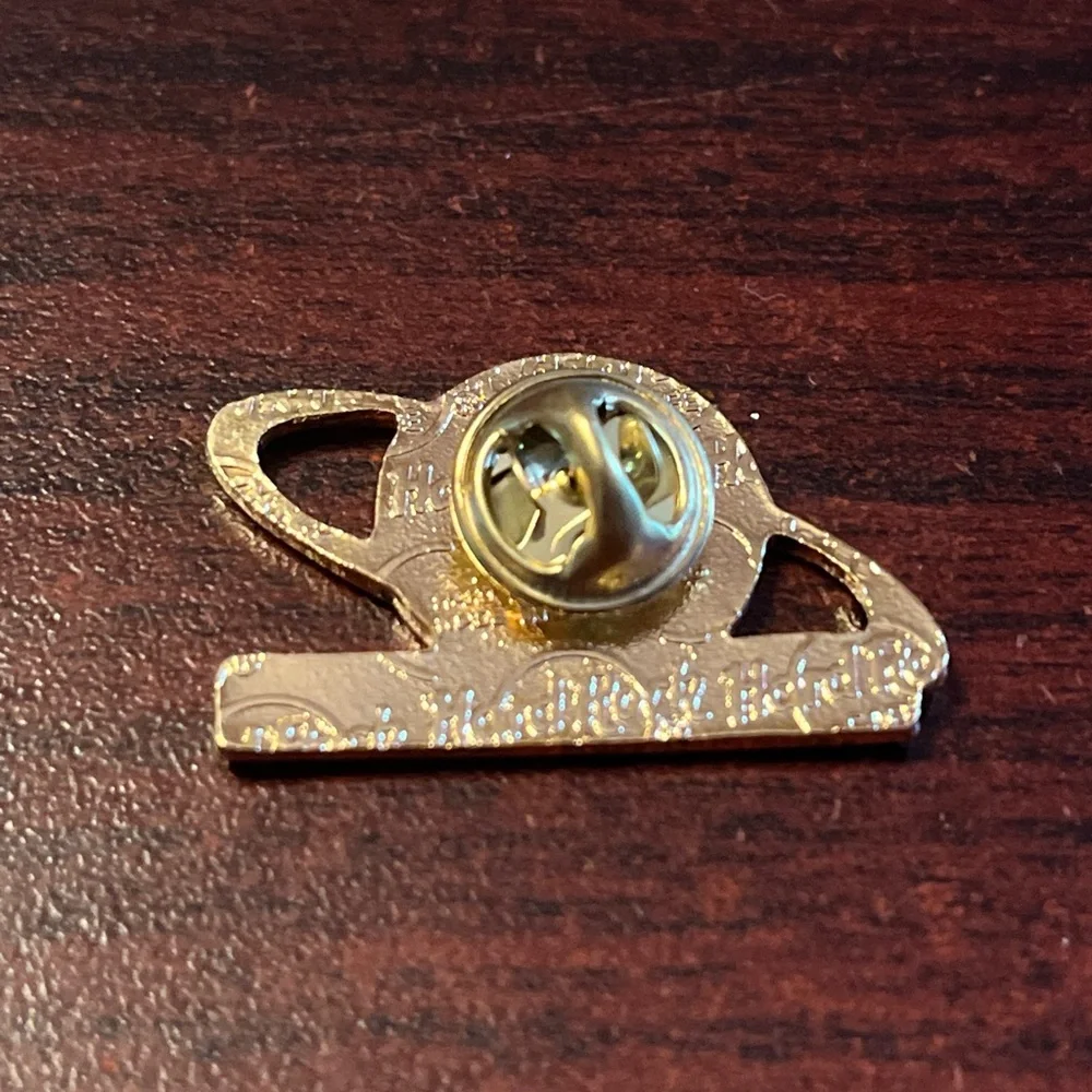 Hard Rock Cafe Los Angeles Earth‎ “Save The Planet” Lapel Hat Pin